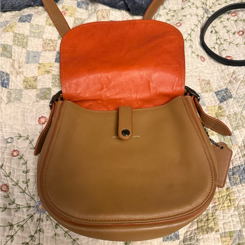 Coach Saddle 23 BritishTan Glovetsnned Leather Crossbody Saddle Bag - Picture 2 of 8